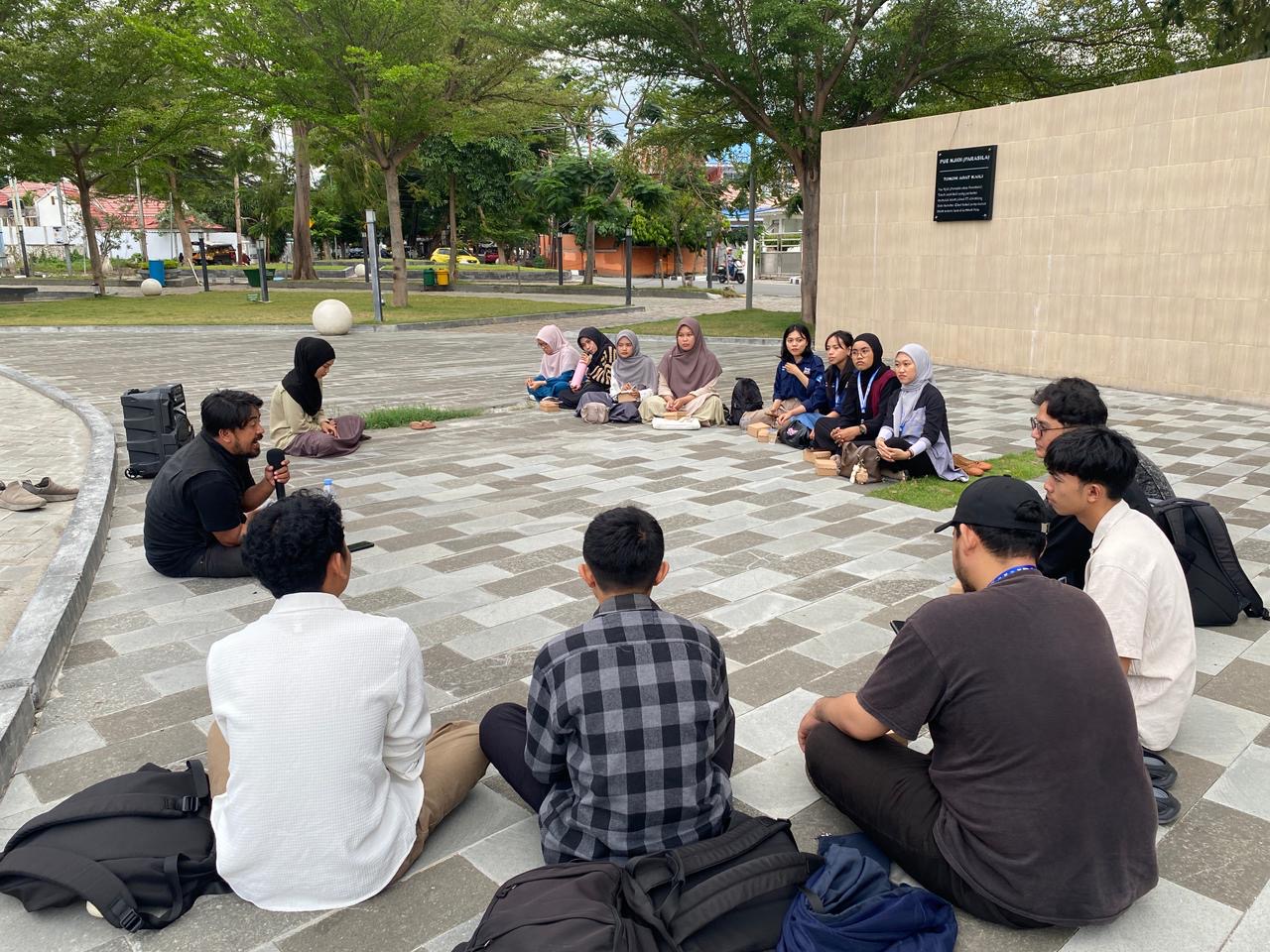 Bersama kak Riswanto, S.Pd., M.Pd. 
Critical Thinking: Seni Meragukan Tanpa Menjadi Sinis